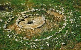 Ripresa aerea della tomba ipogea di Murgia Timone